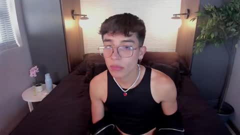 Snapshot of tim__fox chatting on February 2, 2025, 7:35 pm Tim Fox online show from February 2, 2025, 7:35 pm