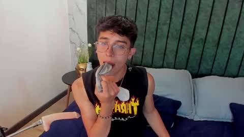 Snapshot of tim__fox chatting on February 5, 2025, 8:04 pm Tim Fox online show from February 5, 2025, 8:04 pm