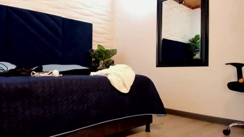 Snapshot of tim__fox chatting on October 12, 2025, 12:04 pm Tim Fox online show from October 12, 2025, 12:04 pm