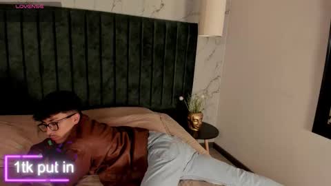 Snapshot of tim__fox chatting on November 10, 2025, 11:53 am Tim Fox online show from November 10, 2025, 11:53 am