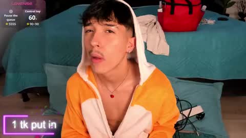 Snapshot of tim__fox chatting on November 16, 2025, 12:00 pm Tim Fox online show from November 16, 2025, 12:00 pm