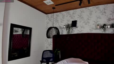 Snapshot of tim__fox chatting on November 20, 2025, 12:05 pm Tim Fox online show from November 20, 2025, 12:05 pm