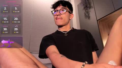 Snapshot of tim__fox chatting on November 21, 2025, 12:26 pm Tim Fox online show from November 21, 2025, 12:26 pm