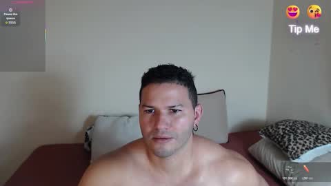 Snapshot of tim_and_sam chatting on November 17, 2025, 7:19 pm Timothy and Santy online show from November 17, 2025, 7:19 pm