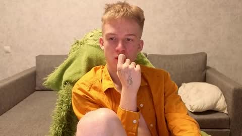 Snapshot of timmy7topcut chatting on November 15, 2025, 10:34 am Timmy online show from November 15, 2025, 10:34 am