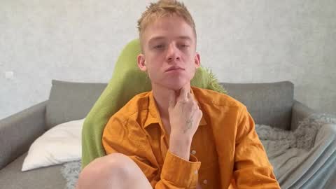 Snapshot of timmy7topcut chatting on November 17, 2025, 6:41 am Timmy online show from November 17, 2025, 6:41 am