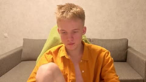 Snapshot of timmy7topcut chatting on November 21, 2025, 2:38 pm Timmy online show from November 21, 2025, 2:38 pm