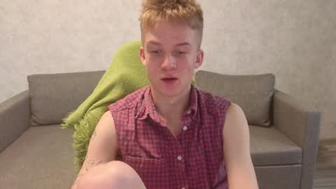 Snapshot of timmy7topcut chatting on December 2, 2025, 8:30 am Timmy online show from December 2, 2025, 8:30 am