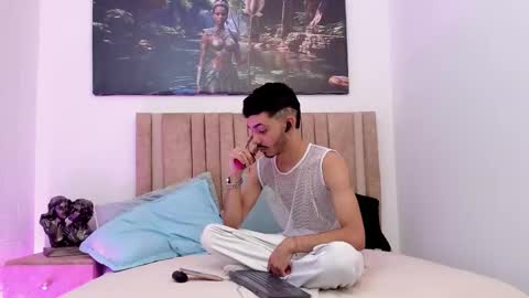 Evans  online show from December 2, 2025, 3:56 am