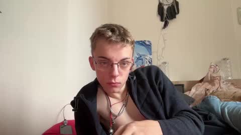 Snapshot of timveret chatting on December 3, 2024, 11:22 am Wizard online show from December 3, 2024, 11:22 am