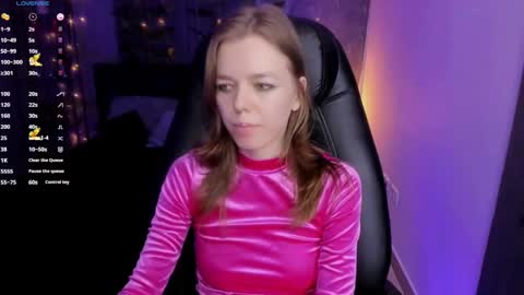 Snapshot of tina_tayllor chatting on February 7, 2025, 7:38 pm Tina Tayllor MY SHEDULEMondayTuesdaySaturdaySunday online show from February 7, 2025, 7:38 pm