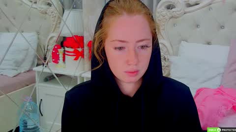 Tina online show from September 9, 2025, 4:23 am