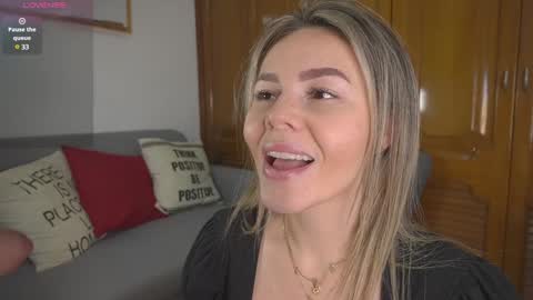 Snapshot of tinacb chatting on March 12, 2025, 12:15 pm tinacb online show from March 12, 2025, 12:15 pm