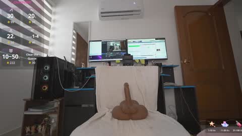 Snapshot of tinacb chatting on October 22, 2025, 1:33 pm tinacb online show from October 22, 2025, 1:33 pm