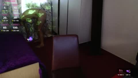 Snapshot of tinaflower chatting on September 24, 2025, 12:30 pm TinaFlower online show from September 24, 2025, 12:30 pm
