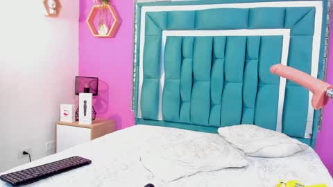 Snapshot of tinajones20 chatting on December 27, 2024, 10:48 pm Tina online show from December 27, 2024, 10:48 pm