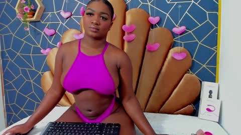 Snapshot of tinajones20 chatting on February 1, 2025, 1:41 pm Tina online show from February 1, 2025, 1:41 pm