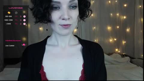 Snapshot of tinawincee chatting on January 2, 2025, 4:52 am Tina online show from January 2, 2025, 4:52 am