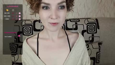 Snapshot of tinawincee chatting on September 29, 2025, 4:17 am Tina online show from September 29, 2025, 4:17 am