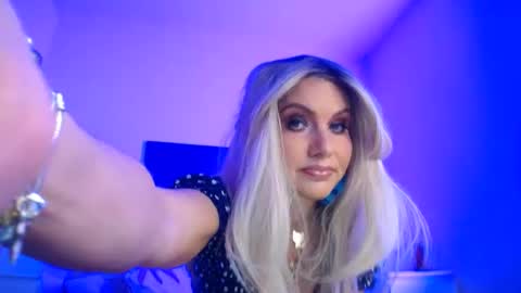 Snapshot of tinkerbell822 chatting on February 16, 2025, 8:54 am tinkerbell822 online show from February 16, 2025, 8:54 am