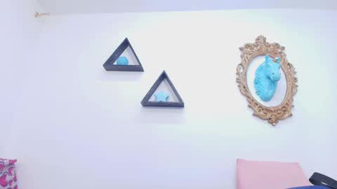 tinkerbell online show from September 12, 2025, 7:14 pm