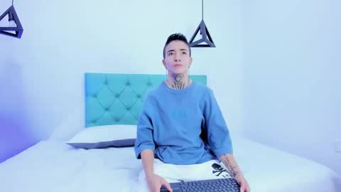 TINNY AND CANDY online show from December 21, 2024, 1:42 pm