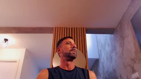 Snapshot of tinoclandestino chatting on January 9, 2025, 3:55 pm tinoclandestino online show from January 9, 2025, 3:55 pm