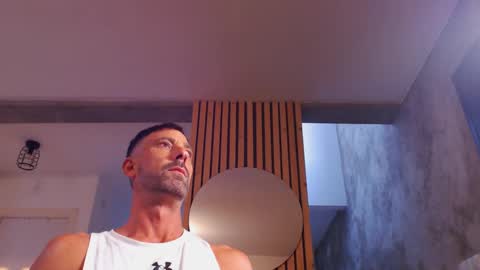 Snapshot of tinoclandestino chatting on January 19, 2025, 4:46 pm tinoclandestino online show from January 19, 2025, 4:46 pm