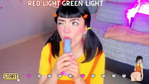 Snapshot of tiny__emmy chatting on March 9, 2025, 3:16 pm Emmy blue berry1 online show from March 9, 2025, 3:16 pm