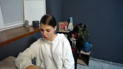 Gloria online show from March 5, 2025, 10:55 am