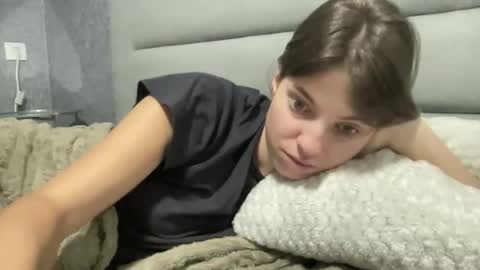 Gloria online show from September 25, 2025, 3:21 am