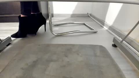 Snapshot of tired33 chatting on January 6, 2025, 10:02 am Anna online show from January 6, 2025, 10:02 am