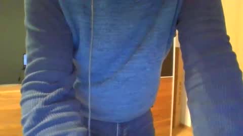 Snapshot of tirolerboy27 chatting on December 2, 2024, 10:07 am Tirolerboy27 online show from December 2, 2024, 10:07 am