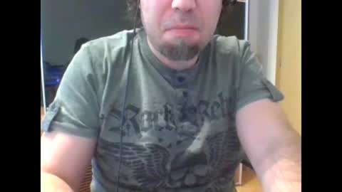 Snapshot of tirolerboy27 chatting on January 21, 2025, 12:07 pm Tirolerboy27 online show from January 21, 2025, 12:07 pm