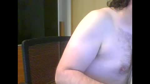 Snapshot of tirolerboy27 chatting on February 20, 2025, 12:15 pm Tirolerboy27 online show from February 20, 2025, 12:15 pm