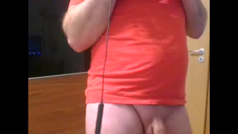 Snapshot of tirolerboy27 chatting on March 3, 2025, 9:11 am Tirolerboy27 online show from March 3, 2025, 9:11 am