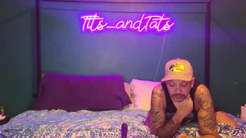 Snapshot of tits_andtats chatting on September 17, 2025, 4:36 am Lolo and Erik online show from September 17, 2025, 4:36 am