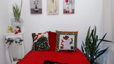 DIVA online show from December 15, 2024, 12:29 am