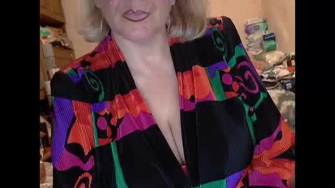 Snapshot of tittylina chatting on November 5, 2025, 10:10 pm tittylina online show from November 5, 2025, 10:10 pm