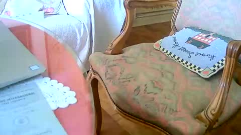 Snapshot of tobikoyuzu chatting on January 7, 2025, 12:20 pm Tobiko online show from January 7, 2025, 12:20 pm