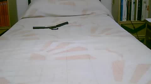 Snapshot of tobikoyuzu chatting on October 5, 2025, 6:39 pm Tobiko online show from October 5, 2025, 6:39 pm