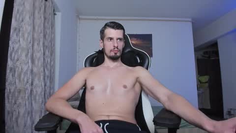 Snapshot of toddclaytonn chatting on September 18, 2025, 12:01 am Todd online show from September 18, 2025, 12:01 am