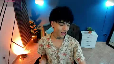 Snapshot of todoroki_g chatting on November 12, 2025, 11:43 am todoroki_g online show from November 12, 2025, 11:43 am