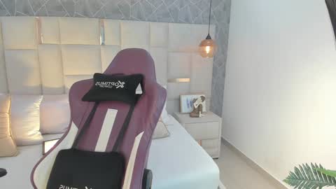 Snapshot of tokiolee chatting on January 22, 2025, 7:46 am Tokio lee online show from January 22, 2025, 7:46 am