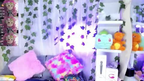 Snapshot of tokito_mitsuri chatting on November 12, 2025, 12:49 pm tokito mitsuri online show from November 12, 2025, 12:49 pm