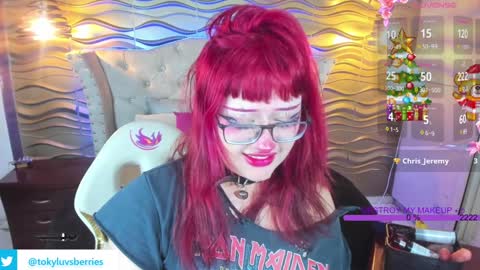 Snapshot of toky_doll chatting on December 18, 2024, 10:24 pm toky online show from December 18, 2024, 10:24 pm