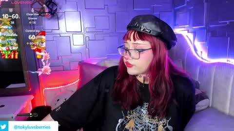 Snapshot of toky_doll chatting on December 30, 2024, 12:00 am toky online show from December 30, 2024, 12:00 am