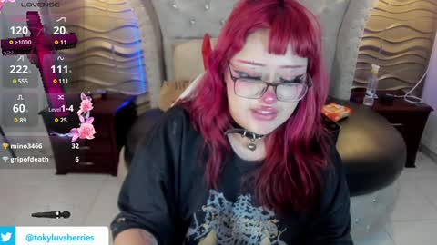 Snapshot of toky_doll chatting on January 8, 2025, 1:53 am toky online show from January 8, 2025, 1:53 am