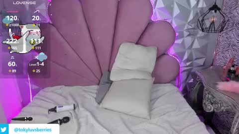 Snapshot of toky_doll chatting on January 13, 2025, 9:52 pm toky online show from January 13, 2025, 9:52 pm