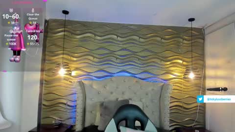 Snapshot of toky_doll chatting on February 18, 2025, 7:09 pm toky online show from February 18, 2025, 7:09 pm